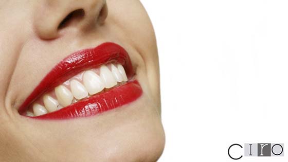 Cómo conseguir unos dientes blancos