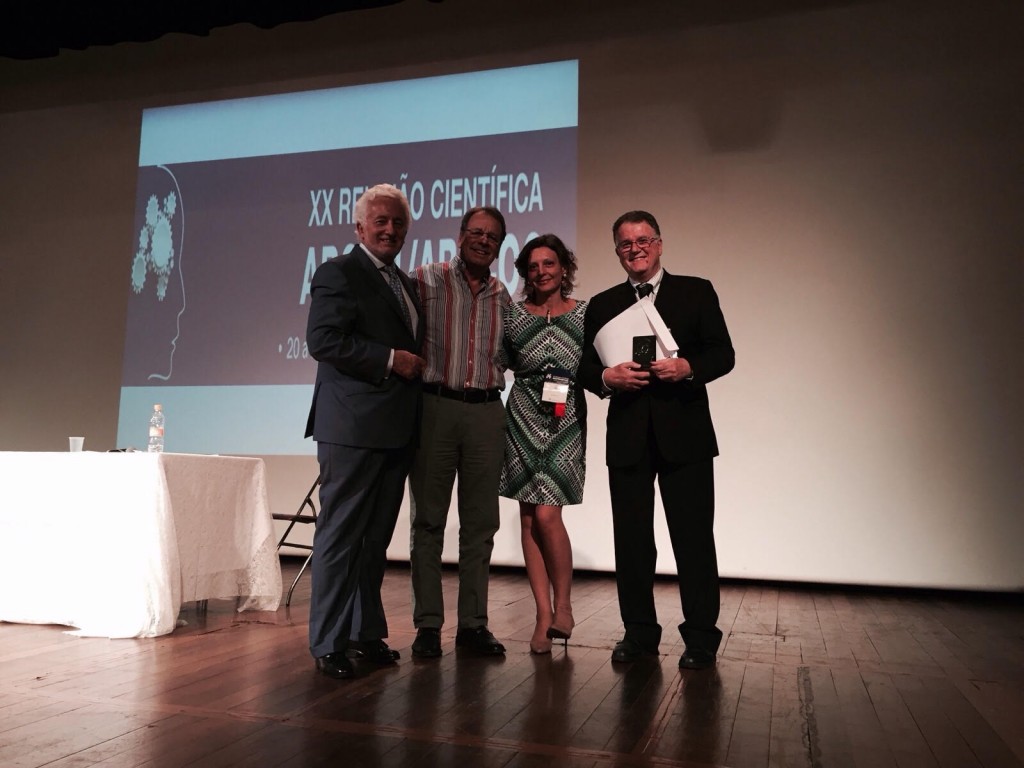 Dr. Vicente Jiménez López en ABFCOC en Brasil