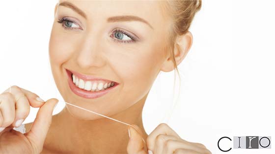 ¿Cómo se utiliza el hilo dental?