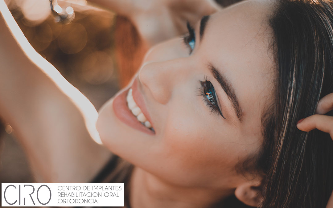 ¿Por qué el tratamiento con ortodoncia invisible debe ser personalizado?