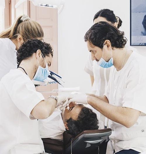 Claves por que elegir a la Clinica Ciro para llevar a cabo un tratamiento de Implante dental en Madrid