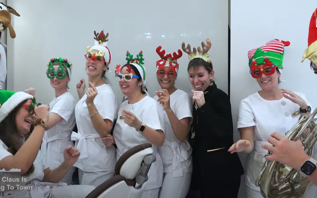 Clínica Ciro les desea felices fiestas