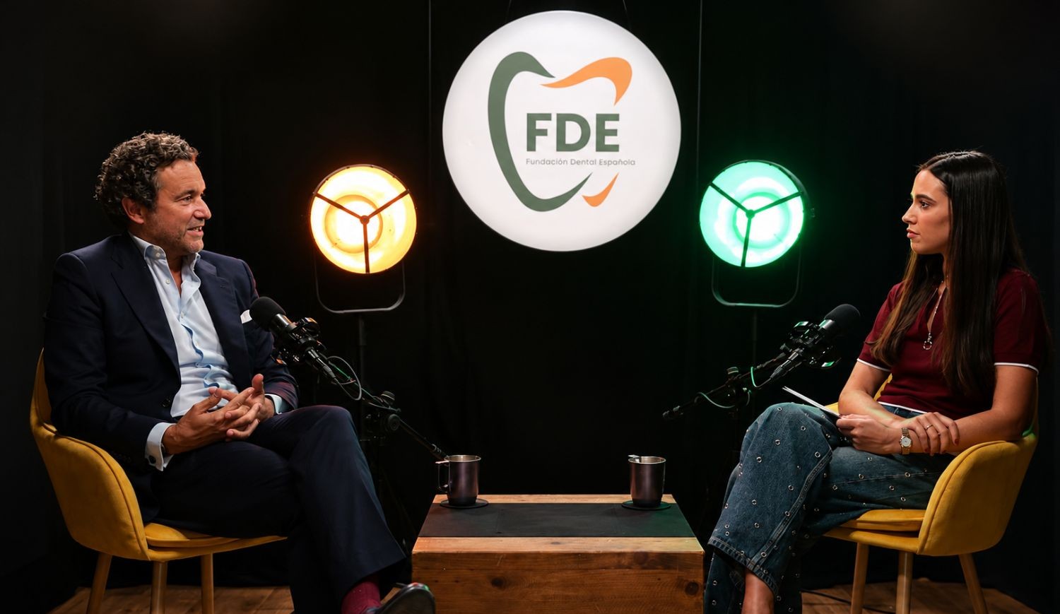 El Dr. Jaime Jiménez hablando sobre implantes dentales en el videopodcast del Consejo General de Dentistas